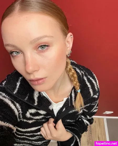 Romanova Ballet OnlyFans Thumbnail #YK11P9mQL7
