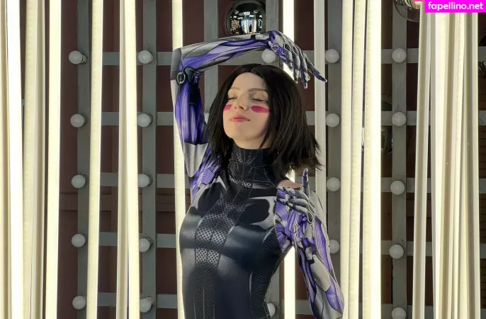 Romanowwa OnlyFans Thumbnail #CgagLl4Ep3