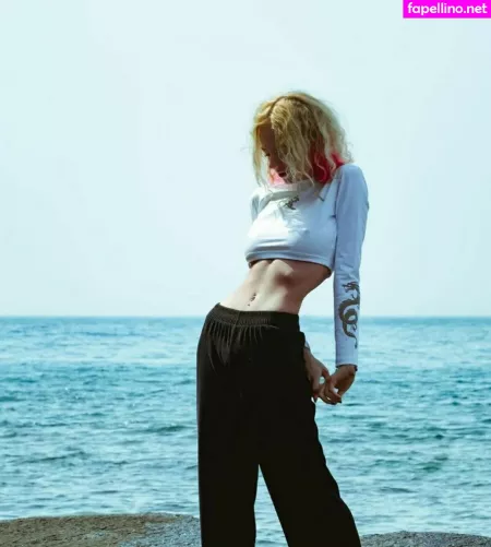 Romanowwa OnlyFans Thumbnail #KxOxBiRFE6