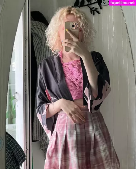 Romanowwa OnlyFans Thumbnail #M9EnUC0mYm