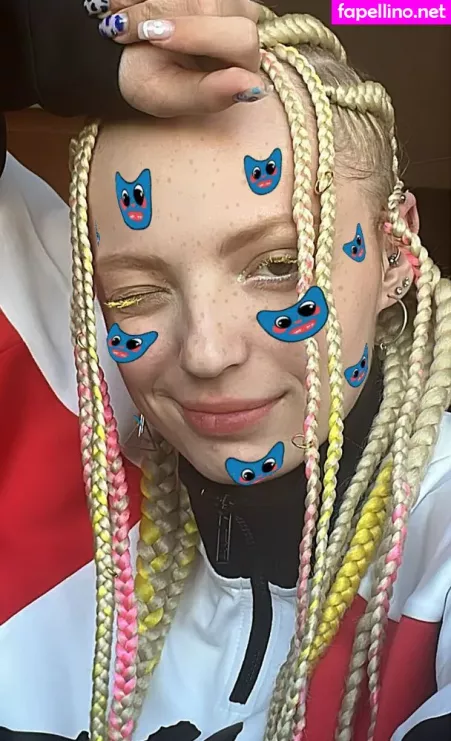 Romanowwa OnlyFans Thumbnail #XXoxkfF7tW