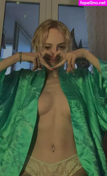 Romanowwa OnlyFans Thumbnail #iBsKqVWcQV