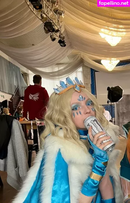 Romanowwa OnlyFans Thumbnail #u50Ru6Ebow