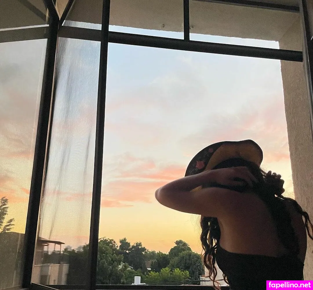 romi_henenson Nude Leaked OnlyFans Photo #9q93Db2sSO