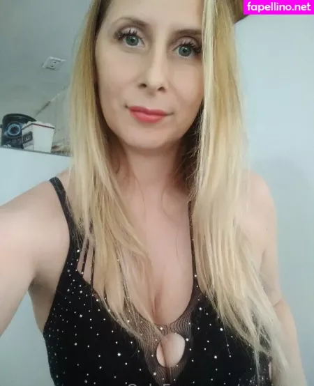 Rominavc OnlyFans Thumbnail #tDKcE93oqD