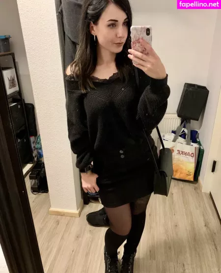 Romisu OnlyFans Thumbnail #CrHqQxX2AN