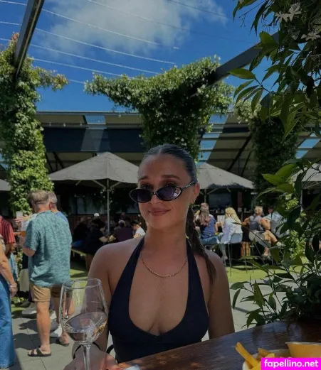 Rommie Harris OnlyFans Thumbnail #UggD7U3uYI