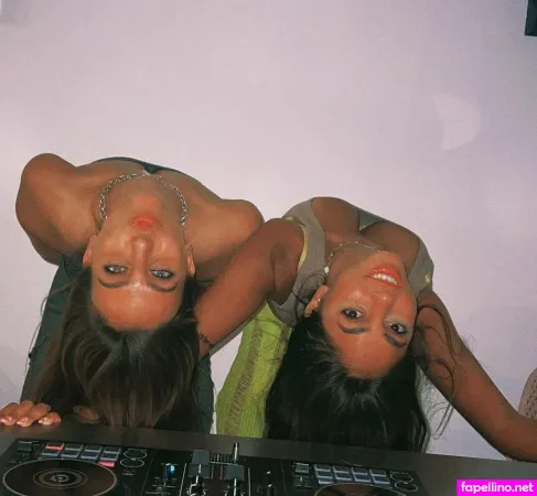 Romy Gavriel OnlyFans Thumbnail #YrTaqnMZIO