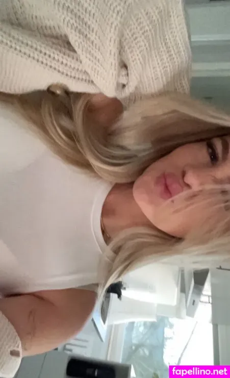 Romy Wollmann OnlyFans Thumbnail #0nzLnNgWQU