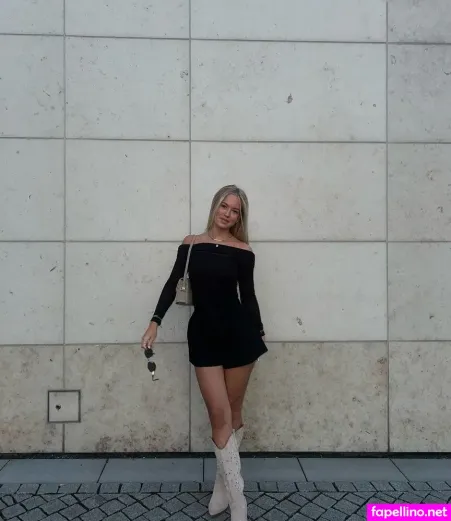 Romy Wollmann OnlyFans Thumbnail #wFr98IHWMz