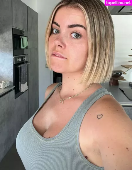 Romy OnlyFans Thumbnail #uvtMooaQtd