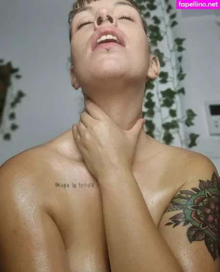 Ronamamona OnlyFans Thumbnail #kfXcJkTHo3