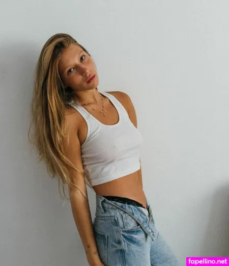 Roni Zouler OnlyFans Thumbnail #iBooiiL799