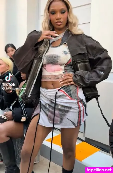 Ronisia OnlyFans Thumbnail #SJdqvUcMyT