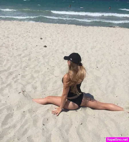 Ronja OnlyFans Thumbnail #zUQ98Z0sqw