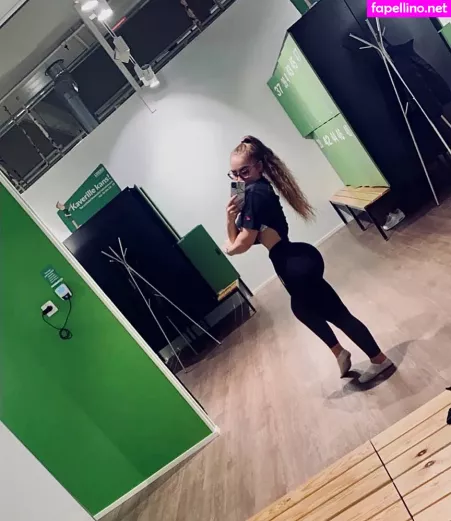 Ronjalexandra OnlyFans Thumbnail #snP7RowIEz