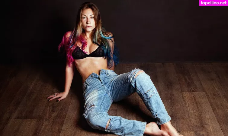 Ronka Landa OnlyFans Thumbnail #qVcyNWsLMW