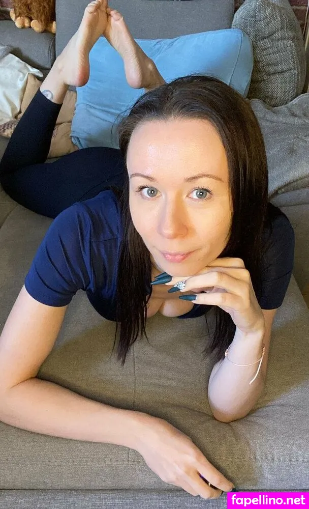 ronya_eastgermany_ofc, ronya_rabe_links Nude Leaked OnlyFans Photo #RKzIpiRI2O