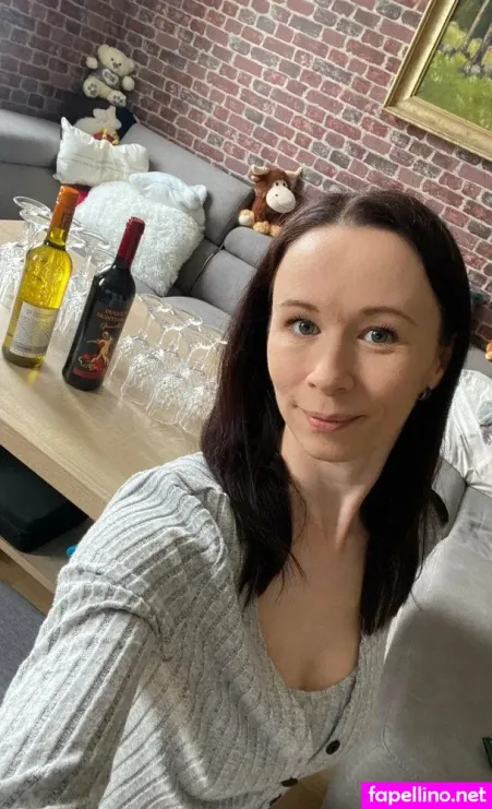 Ronya Eastgermany Ofc OnlyFans Thumbnail #X1ijx4vLpn