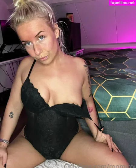 Roomyxx OnlyFans Thumbnail #gITrOaBA3t