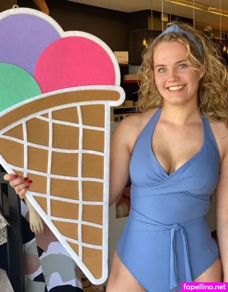 Roosjexb OnlyFans Thumbnail #GaMSqKzVGU