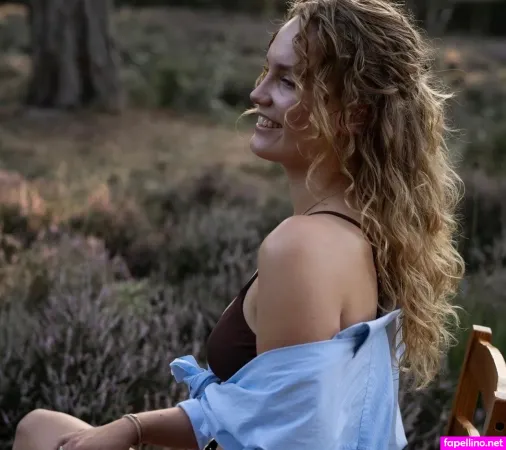 Roosjexb OnlyFans Thumbnail #KJu9T7lDUF