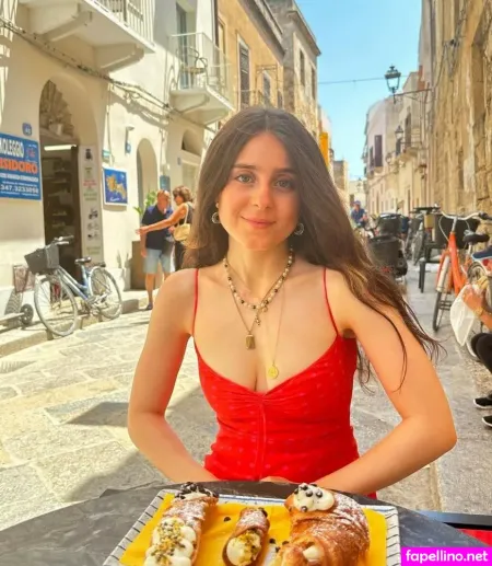 Roro OnlyFans Thumbnail #xjnBH7Xdzp