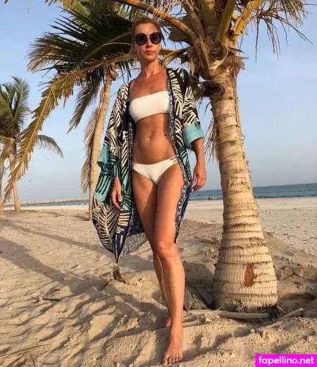 Rosa Caracciolo Main Profile Photo