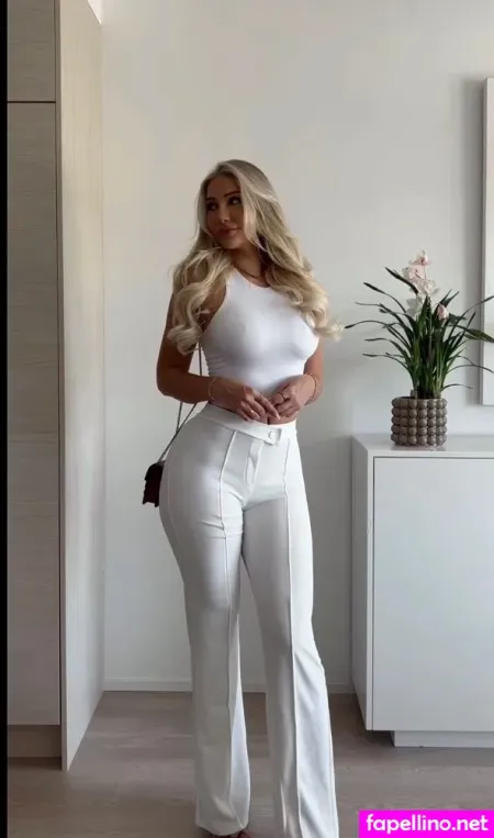 Rosa Maria Ryyti OnlyFans Thumbnail #YPxO7nLWOg