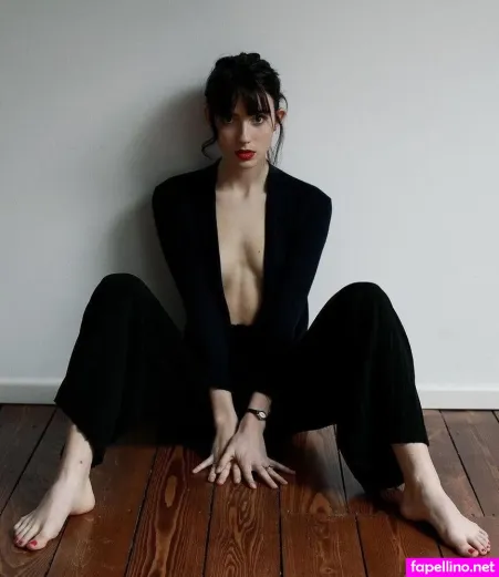 Rosa Von Lobenstein OnlyFans Thumbnail #HzPTz5LIFu