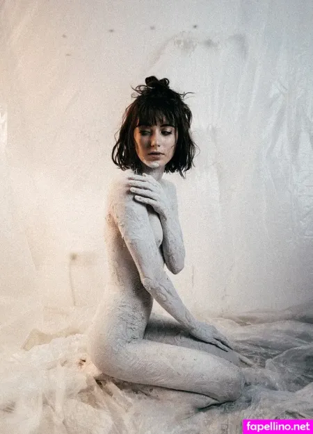 Rosa Von Lobenstein OnlyFans Thumbnail #X2eGDOTVId