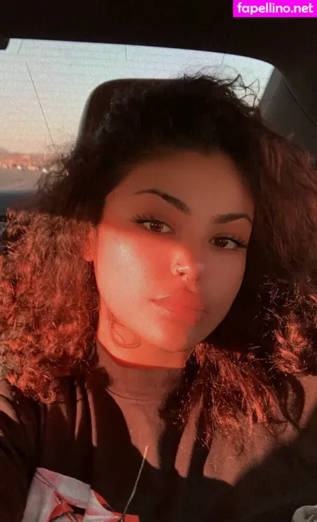 Rosalbanaomi OnlyFans Thumbnail #6oaBsp7KDo