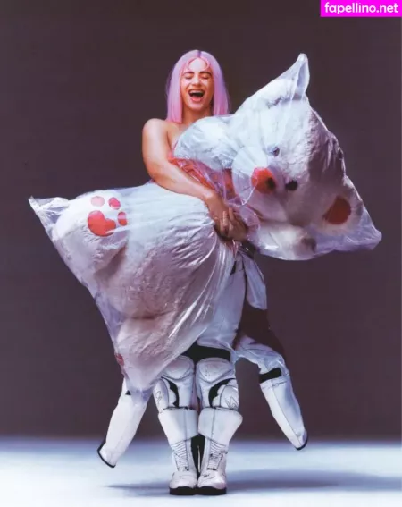 Rosalia 1 OnlyFans Thumbnail #0aa7QNOXnq