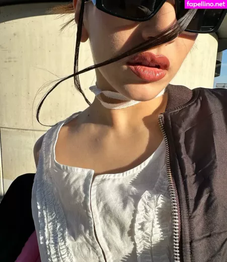 Rosalia 1 OnlyFans Thumbnail #S03b23SLLv