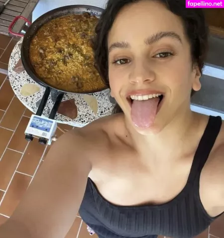 Rosalia 1 OnlyFans Thumbnail #dEfF5Ei1kC