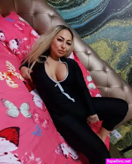 Rosaliamont OnlyFans Thumbnail #0esttfji7p