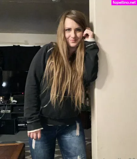 Rosalie 69 OnlyFans Thumbnail #0BOLWVamWO