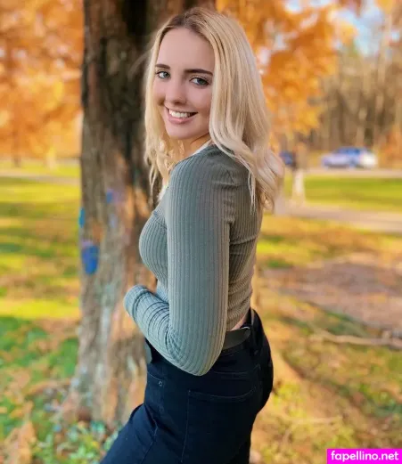 Rosalie Becker OnlyFans Thumbnail #zbqLiOUrbq