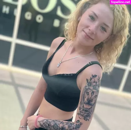 Rosalie Dupont OnlyFans Thumbnail #aiswSJBdvR