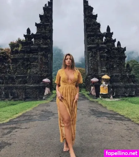 Rosalie Jackson OnlyFans Thumbnail #TB8aHbwcHk