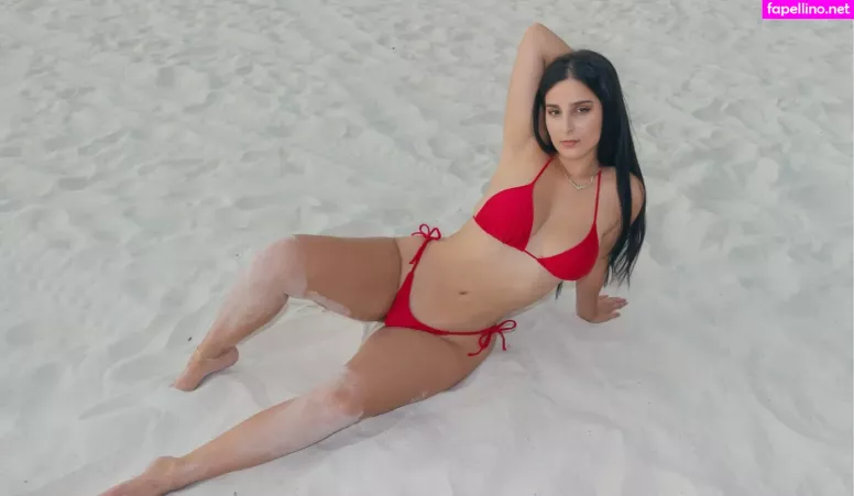 Rosalie Verte OnlyFans Thumbnail #Uy4gzLs66O