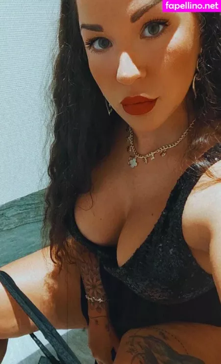 Rosalie2311 OnlyFans Thumbnail #F0d8MsAPY9