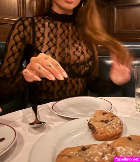 Rosaliej 4 OnlyFans Thumbnail #Cbu8rANFAK