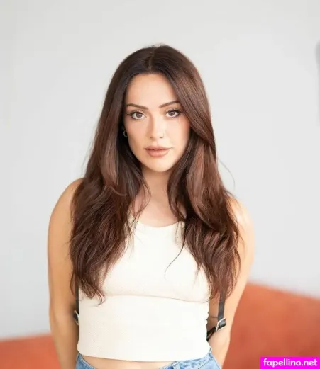 Rosalielessard 1 OnlyFans Thumbnail #0NjAo62yL8