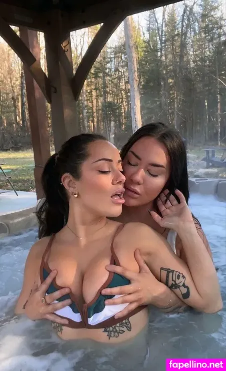 Rosalielessard OnlyFans Thumbnail #posrX8AEWk