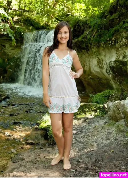 Rosaline Nn OnlyFans Thumbnail #JgyOF5YULo