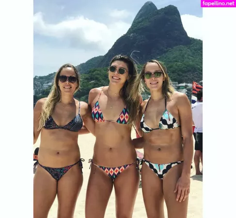 Rosamaria Montibeller OnlyFans Thumbnail #0xcbG2aV91
