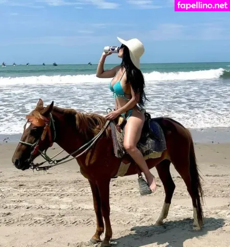 Rosangela Espinoza OnlyFans Thumbnail #dAUB8peRzy