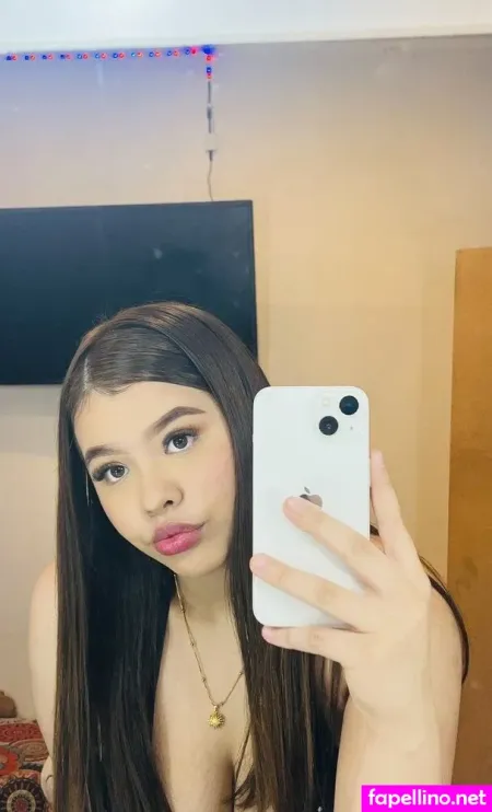 Rosanny Castro OnlyFans Thumbnail #O05GYEHCnj