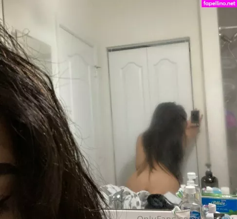 Rosaphy Rxsekiss OnlyFans Thumbnail #ofoEoPDNtA